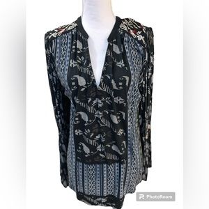 Lucky Brand black long sleeve boho top size medium.